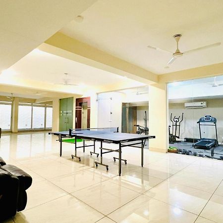 Bluo Studio1 Golf Course Road, Gym, Balcony Garden Gurgaon Dış mekan fotoğraf