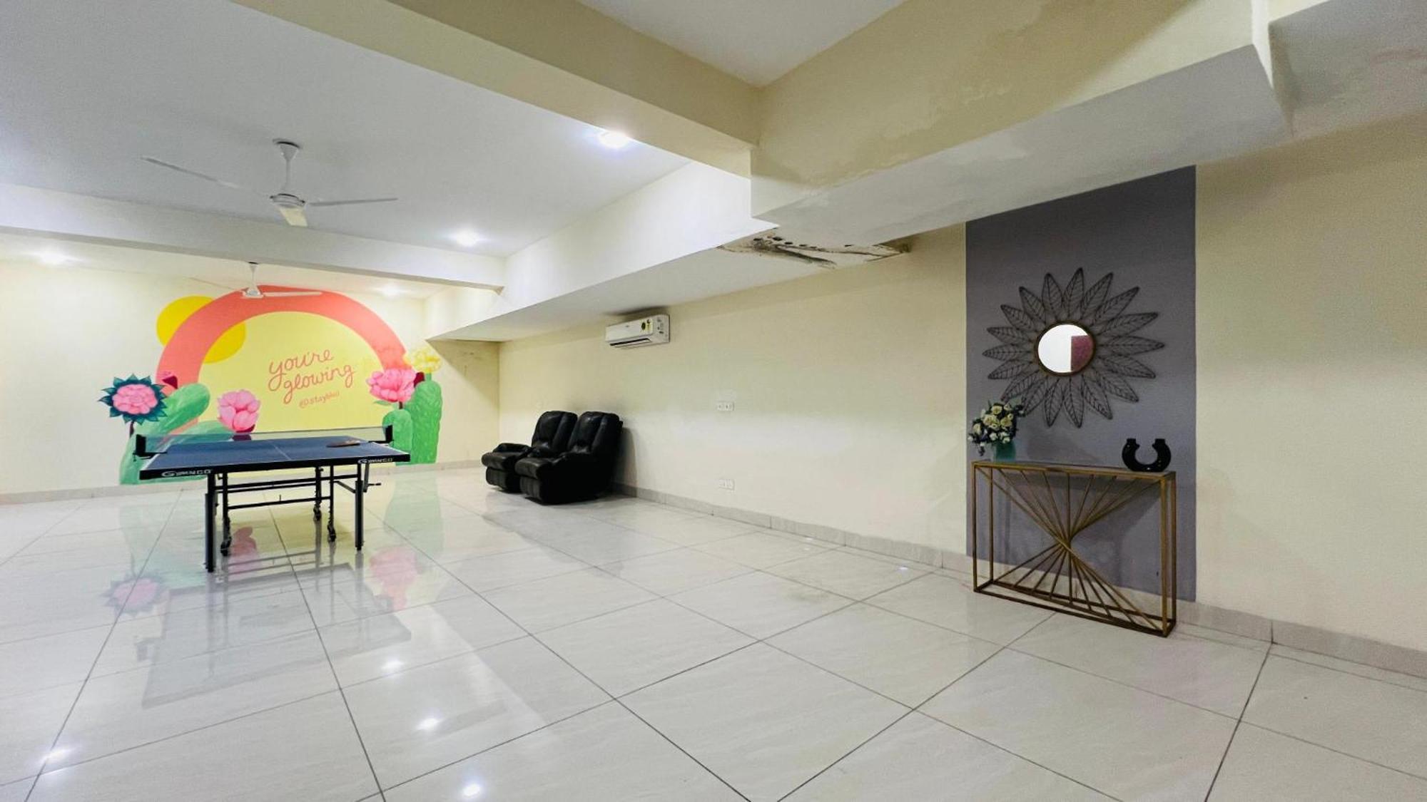Bluo Studio1 Golf Course Road, Gym, Balcony Garden Gurgaon Dış mekan fotoğraf
